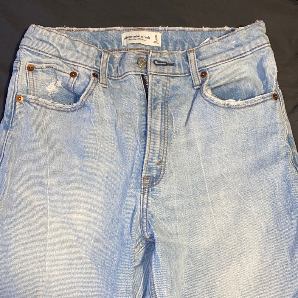 Abercrombie jeans
